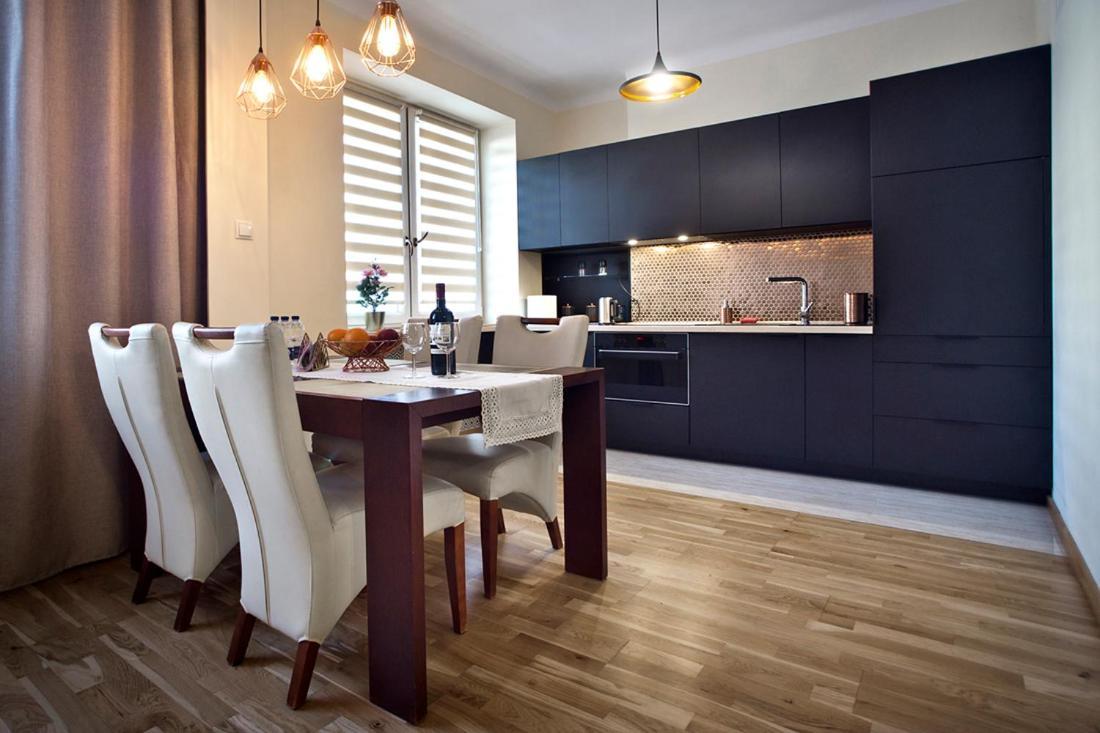 Niepodleglosci Serviced Apartments Warschau Buitenkant foto
