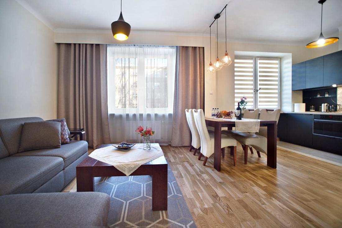 Niepodleglosci Serviced Apartments Warschau Buitenkant foto